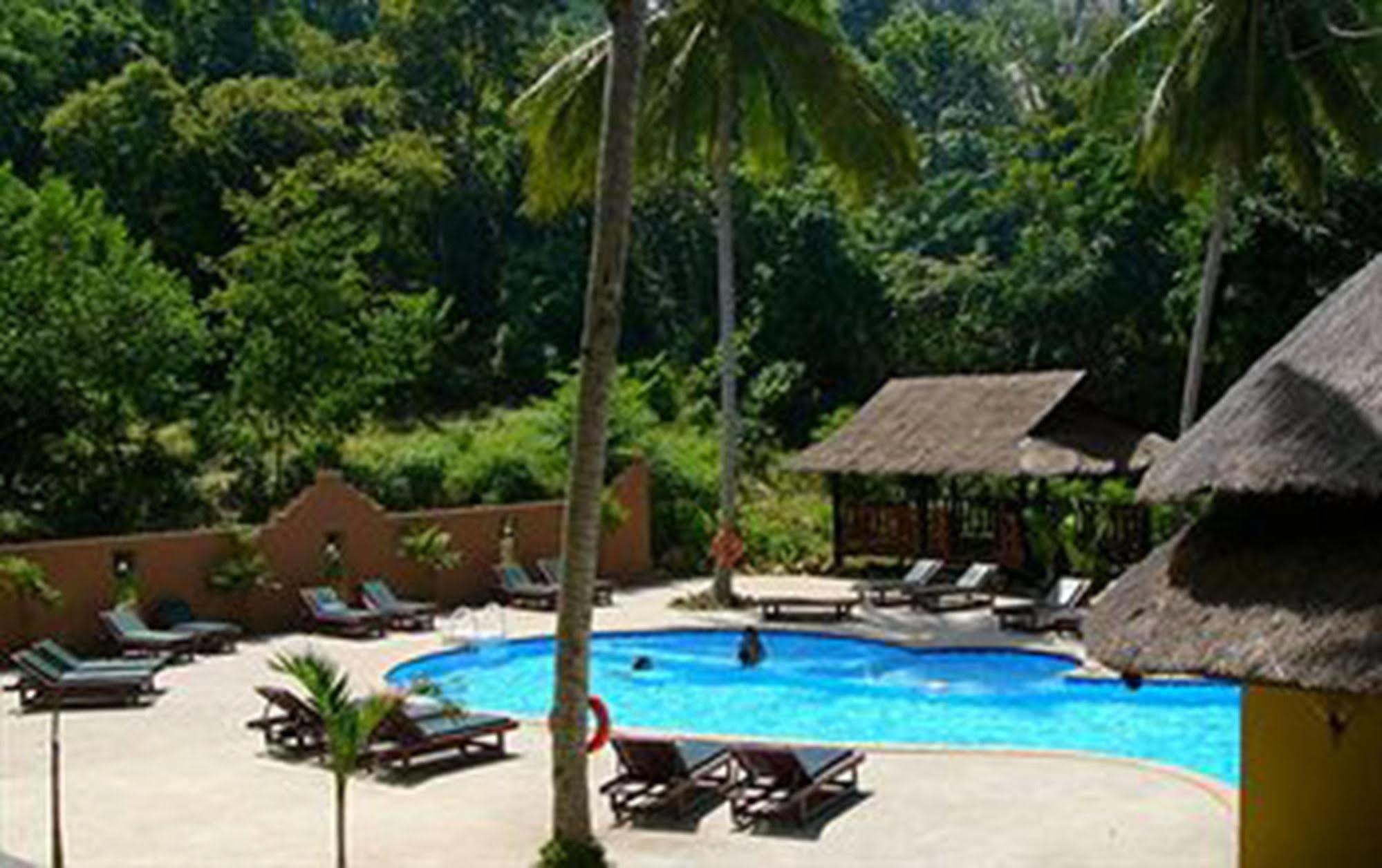 Phi Phi Bayview Premier Resort Buitenkant foto